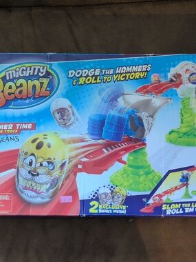 Mighty Beanz Slammer Time Race Track  no beanz included